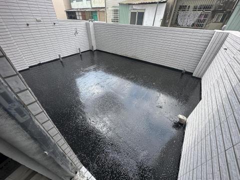 李孟嘉 - 陽台pu防水施作完成圖 李孟嘉 - 陽台pu防水施作完成圖