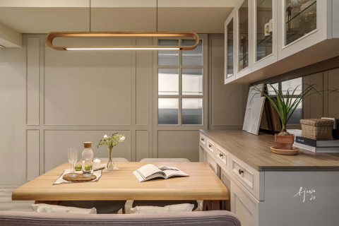 House In空間制作所 - 室內設計｜台南麻豆｜現代撞色
營造 #撞色對比感
展現空間獨特風采
選對家具、擺對位置、配對顏色
完成度100%！
從色系到材質的整合，
掌握空間視覺三大元素：
植栽、燈光、壁飾&織品
讓每個家都能展現獨一無二的氛圍?