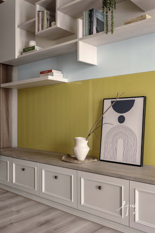 House In空間制作所 - 室內設計｜台南麻豆｜現代撞色
營造 #撞色對比感
展現空間獨特風采
選對家具、擺對位置、配對顏色
完成度100%！
從色系到材質的整合，
掌握空間視覺三大元素：
植栽、燈光、壁飾&織品
讓每個家都能展現獨一無二的氛圍?