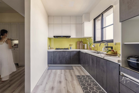 House In空間制作所 - 室內設計｜台南麻豆｜現代撞色
營造 #撞色對比感
展現空間獨特風采
選對家具、擺對位置、配對顏色
完成度100%！
從色系到材質的整合，
掌握空間視覺三大元素：
植栽、燈光、壁飾&織品
讓每個家都能展現獨一無二的氛圍?