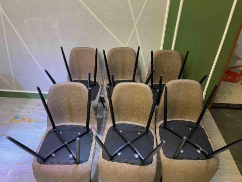 職人傢俱組裝 - 7/6板橋施工的12張椅子