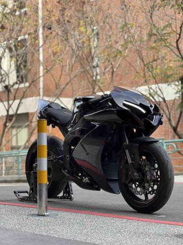 KUAN - 重型機車設計