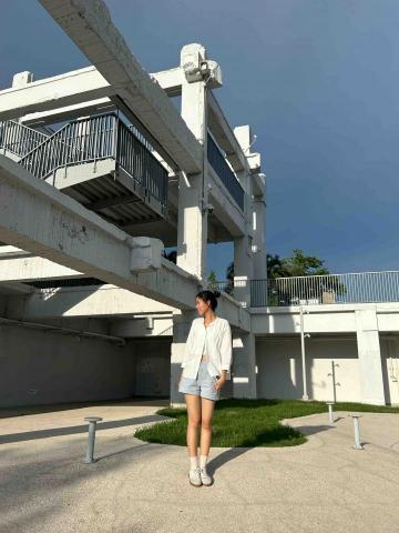 提供化妝品收納盒服務的專家林宣佑