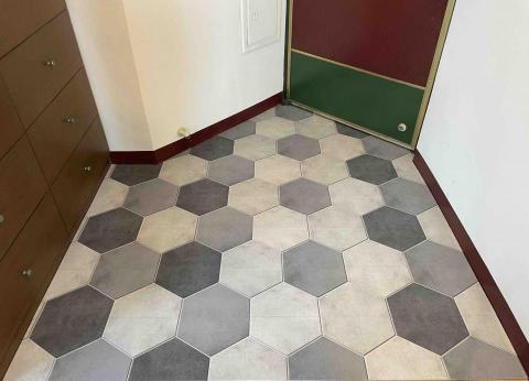 聖辰地板設計(塑膠地板代工達人賴桑) - SPC卡扣花磚 聖辰地板設計(塑膠地板代工達人賴桑) - SPC卡扣花磚