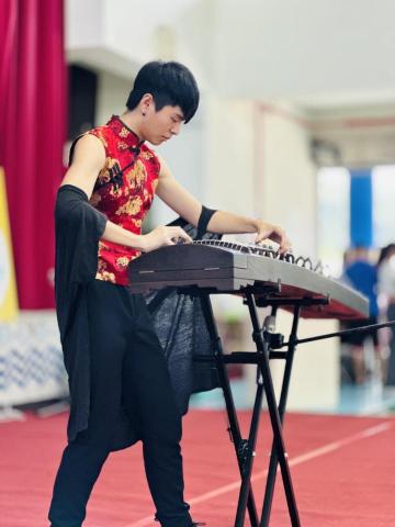 宜蘭頭城古箏教學＆演奏 \ 用古箏演奏你喜歡的音樂 - 攝於2023 人文國中小【頭人藝起來】演出