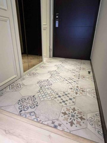 聖辰地板設計(塑膠地板代工達人賴桑) - SPC卡扣花磚 聖辰地板設計(塑膠地板代工達人賴桑) - SPC卡扣花磚