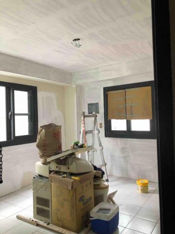 平價油漆 - 第一道批土