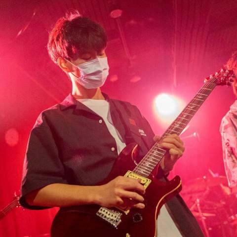 提供歌唱班服務的專家亮亮