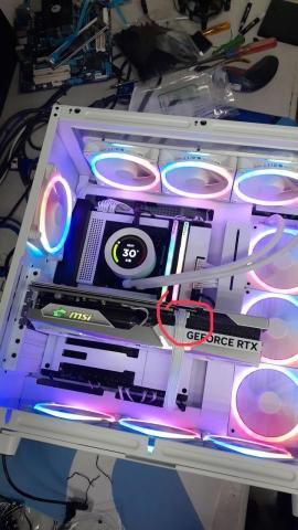 勤賢工作室 Jerry - 組裝高階電腦水冷系統 勤賢工作室 Jerry - 組裝高階電腦水冷系統