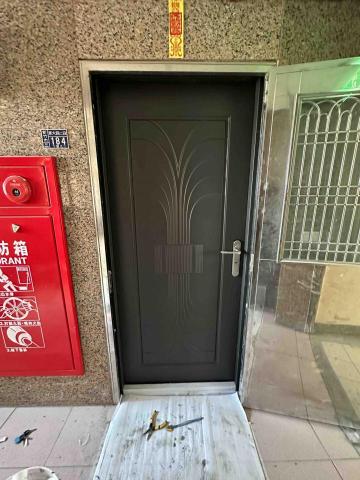 德欣鋁門窗金屬工程行 - 