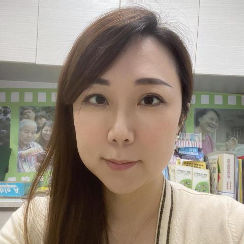 提供法語初學服務的專家Jo&euml;lle Chao 趙承湘