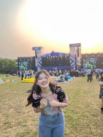 吳衣緁 - 個性活潑外向