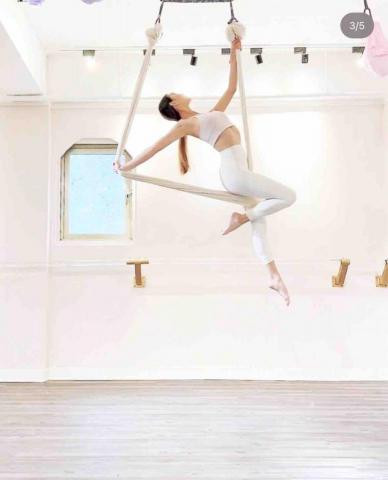Kerry到府 重量訓練 空中瑜珈 古典芭蕾 - 空中瑜珈課程