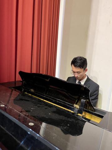 陳耀文 - 《The Happy Prince》劇場演出，現場伴奏