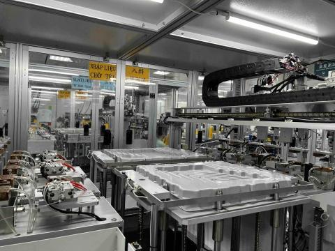 陳又溦 - 導熱管全自動溫差檢測機