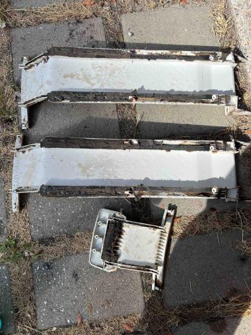 樂鑫義大冷氣保養 - 直立式單槽洗衣機分解保養