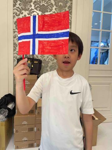 胡莉莉 - 學習國家與國旗