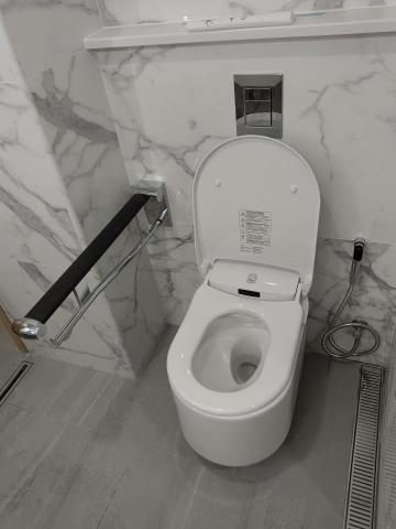 Tony - VB 壁掛電腦馬桶&活動安全扶手