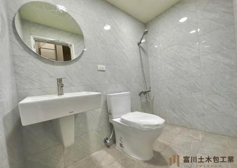 富川土木包工業 - 浴室翻新