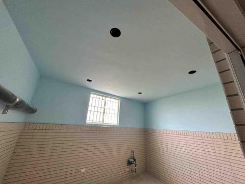 陳吉隆 - 矽酸鈣板 批土 油漆