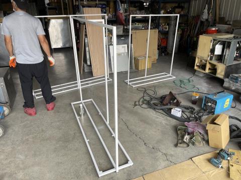 水元實業 - 服飾店衣架鐵件製作