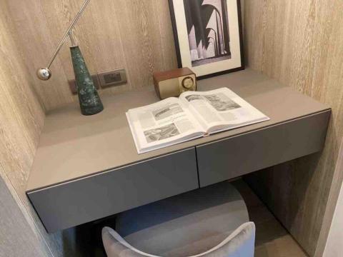 皇崎窗簾 - 桌面裱皮革