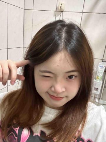 提供紋眉男服務的專家糰糰