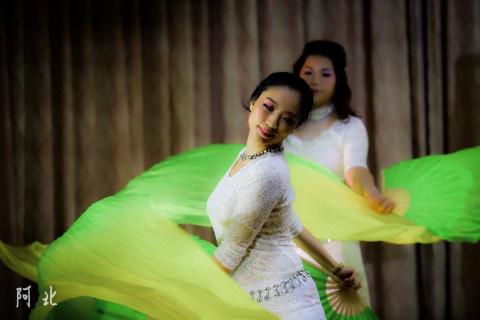 Rumi Dance - 飄扇舞表演