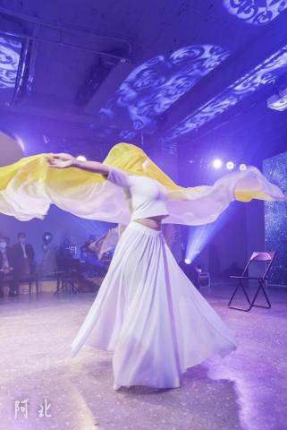 Rumi Dance - 紗巾表演