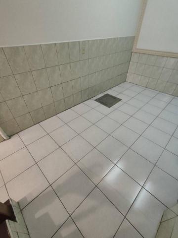 克林學苑_蘇小姐 - 專業清除水泥、油漆、殘膠
想要漂亮又不傷害家具的清除,是需要專業的!無論是沾在邊⻆的黏膠、滴到地上的水泥,細清師傅依照不同建材,採用不同清潔劑及施作工法專業清除,細心程度可是比你更愛護你的家。