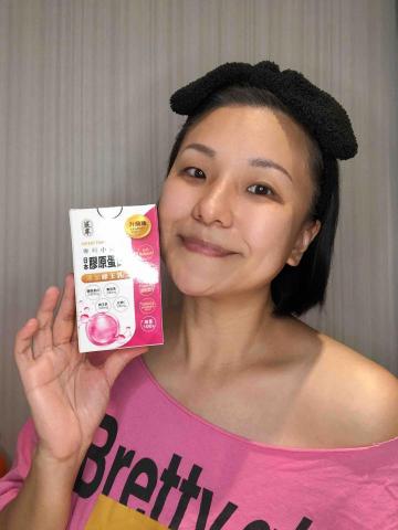 孫露卉 - 沒在醫美~但臉上細紋都非常老實
不要懷疑!年紀越大膠原蛋白就跟著在流失&hellip;
趁還沒老到土石流趕快來做補充!

愛食補的我，就用膠原蛋白粉來做內在保養
我都補充『日本Nippi專利膠原蛋白』
裡面可是還獨特添加頂級的『蜂王乳』
Q彈水嫩2週有感!
看更多: https://superlu.pixnet.net/blog/post/342337428

不僅如此~
?87%高純度 黃金配方高效吸收
?5,000Da 超小分子吸收率高
?美妍必備賽洛美(神經醯胺分子酊)

姊妹們~天天要過得像生日
隨年紀增長更要