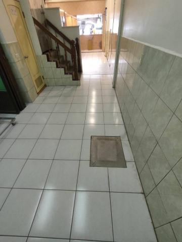 克林學苑_蘇小姐 - 專業清除水泥、油漆、殘膠
想要漂亮又不傷害家具的清除,是需要專業的!無論是沾在邊⻆的黏膠、滴到地上的水泥,細清師傅依照不同建材,採用不同清潔劑及施作工法專業清除,細心程度可是比你更愛護你的家。