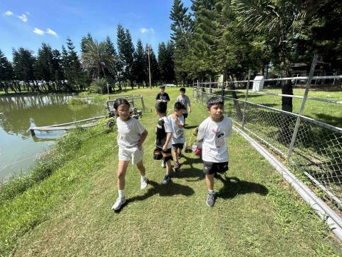 JIM GOLF - 兒童高爾夫 下場課程