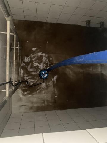 大塊企業有限公司(大塊清潔) - 水塔清洗