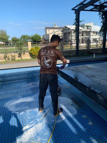 大塊企業有限公司(大塊清潔) - 民宿游池及外牆清洗