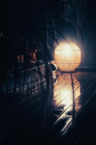 王璿 - 迷霧中的光