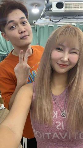 黃楷清 - 同學來找我用頭髮