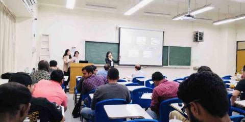 Sandy英文老師/一對一/團班 - ✅全英文主持大學活動