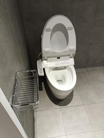 徐論權 - 衛浴設備安裝