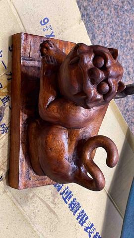 賴禾育 - 木雕虎爺