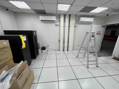 佐帝空調 - 高雄港務局