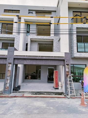 瀚江企業社 - 案場：建案透天厝

防水外觀