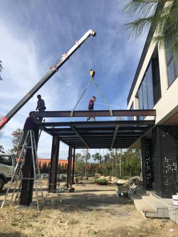 恩樂有限公司 - 玻璃採光罩工程