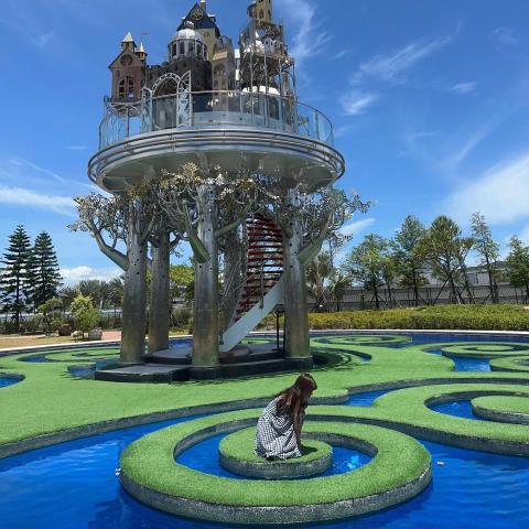 提供賺錢ptt服務的專家林筠芸