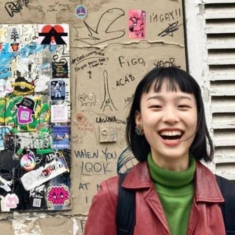 提供法文服務的專家Nelly徐的法文課