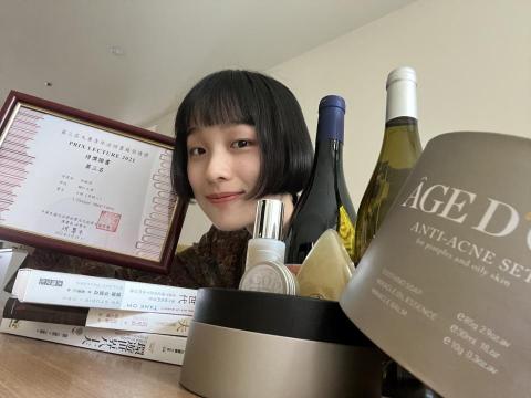 Nelly 徐 - 法語閱讀獎第3名