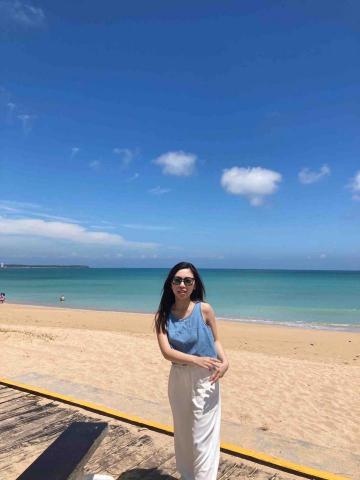 提供客服服務的專家蔣艾霖