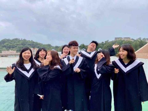 彭羿寧 - 畢業原圖