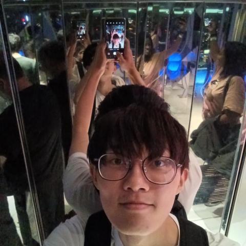 提供esg csr差別服務的專家鄭育鵬