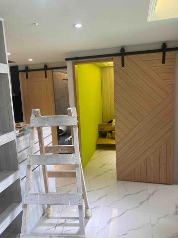 琦崴工作室 - 門片貼皮噴漆